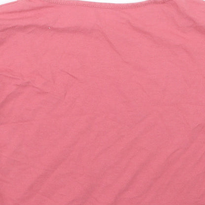 Brand and care label for Outfit girls’ pink basic t-shirt, size 6, years