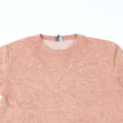 Close-up detail of ASOS women’s pink basic t-shirt, size M