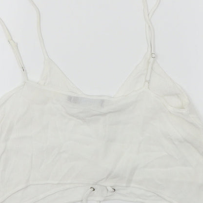 Preloved Misstruth  Womens White   Cropped T-Shirt Size 8 - Label