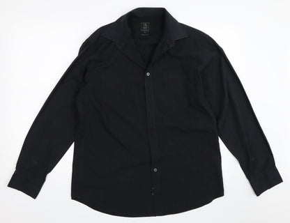 Additional front view of Taylor & Wright men’s black button-up, size 15.5