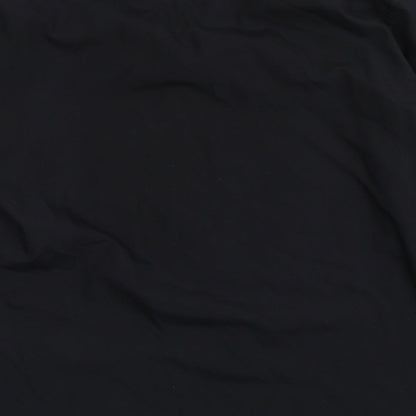 Brand and care label for Taylor & Wright men’s black button-up, size 15.5