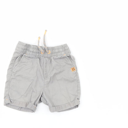 Additional front view of F&F boys’ grey cargo trousers, size 12-18, months