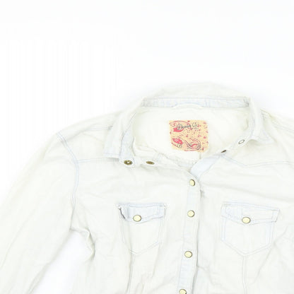 Close-up detail of Denim & Co. women’s white jacket, size UK 8