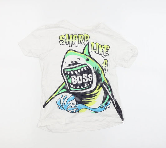 Pep&co Boys White   Basic T-Shirt Size 6-7 Years  - shark