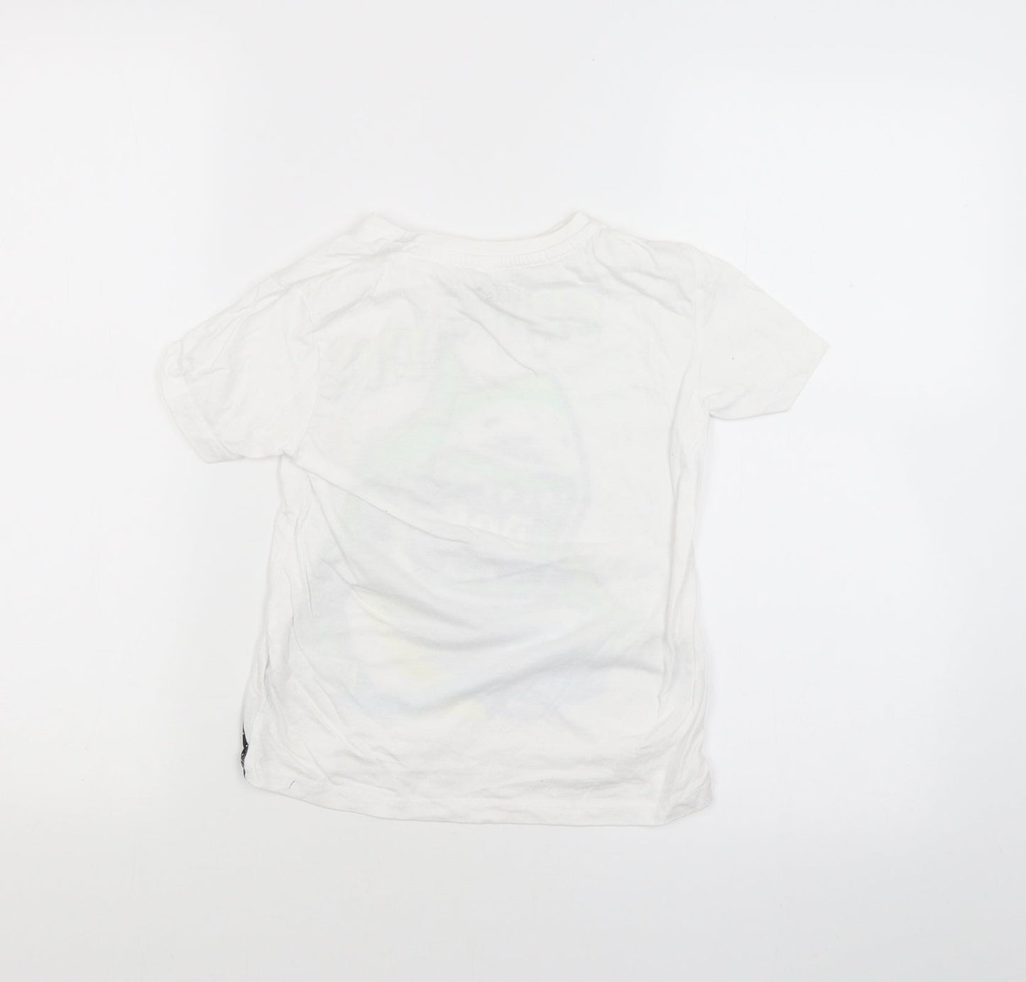 Pep&co Boys White   Basic T-Shirt Size 6-7 Years  - shark