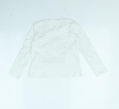 Back view of Nutmeg girls’ white basic t-shirt, size 7, years
