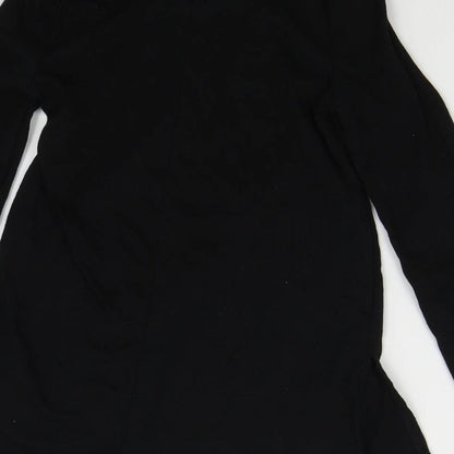 Brand and care label for Epic Threads girls’ black basic t-shirt, size S