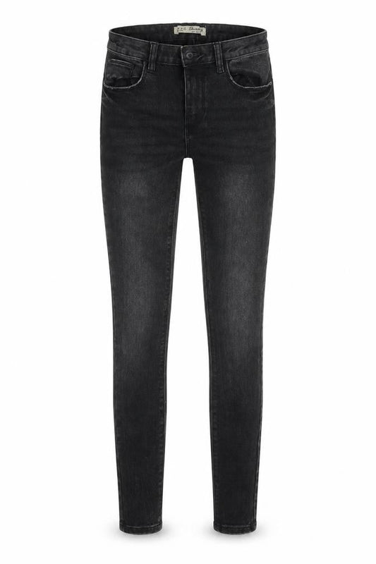 Front view of Denim & Co. women’s black skinny jeans, size UK 6, 28-inch leg