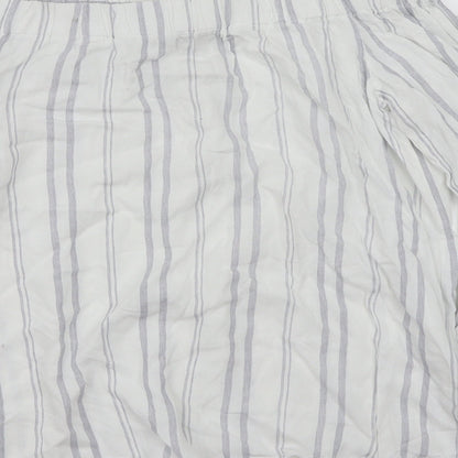 Brand and care label for Papaya women’s white striped basic blouse, size S