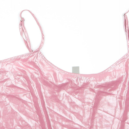 Close-up detail of ASOS women’s pink cropped blouse, size S