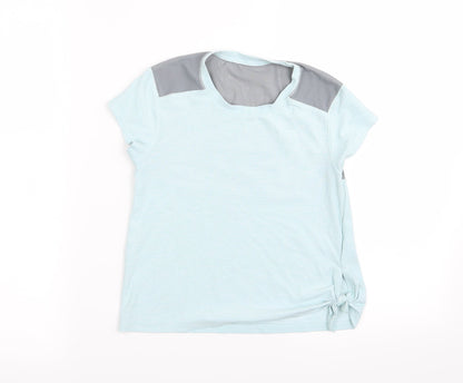 Additional front view of Old Navy girls’ blue basic t-shirt, size 6-7, years