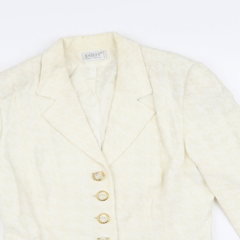 Preworn Womens White   Jacket  Size 38