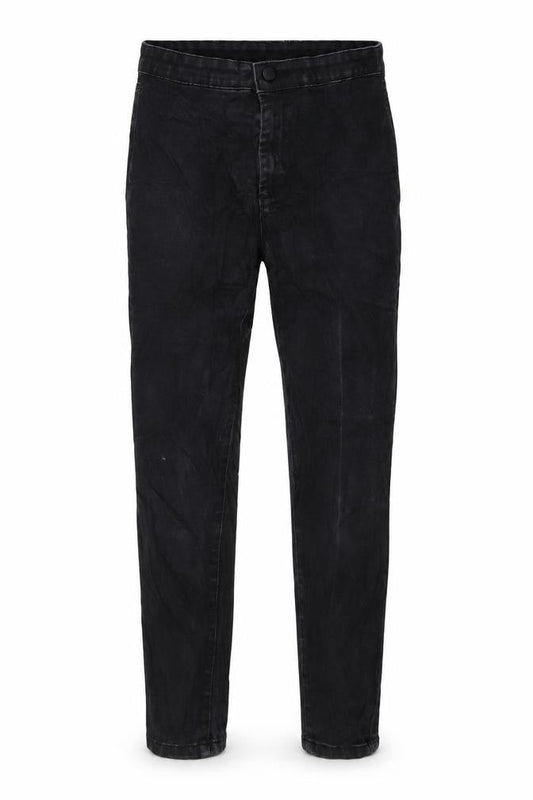Front view of Denim & Co. women’s black denim skinny jeans, size UK 12, 25-inch leg