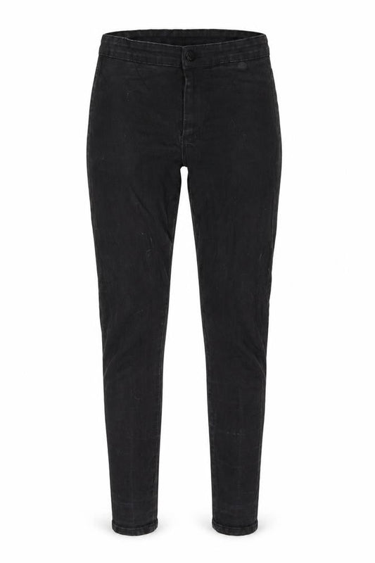 Front view of Denim & Co. women’s black denim skinny jeans, size UK 12, 29-inch leg