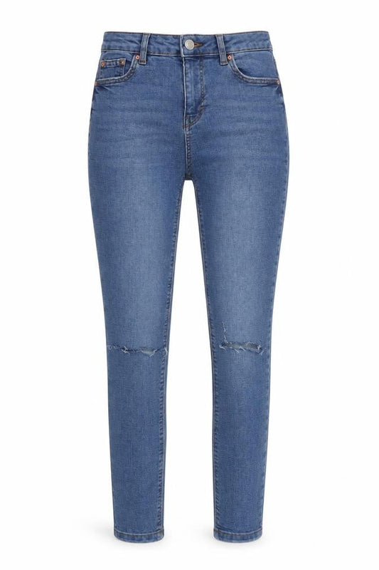 Front view of Denim & Co. women’s blue denim skinny jeans, size UK 8, 28-inch leg