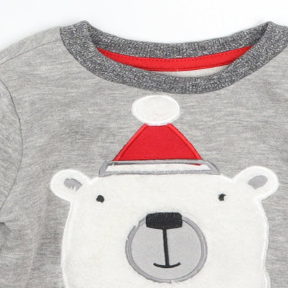 Close-up detail of Primark Baby Grey Basic T-Shirt, size 18-24, Months - Polar Bear