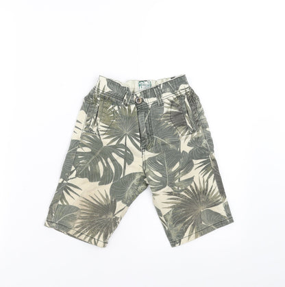Additional front view of TU boys’ green floral denim bermuda shorts, size 5, years