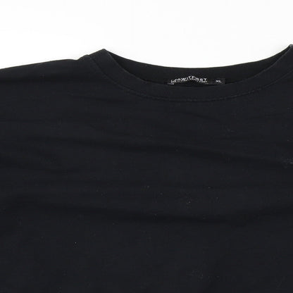 Close-up detail of I SAW IT FIRST women’s black jumper, size XL