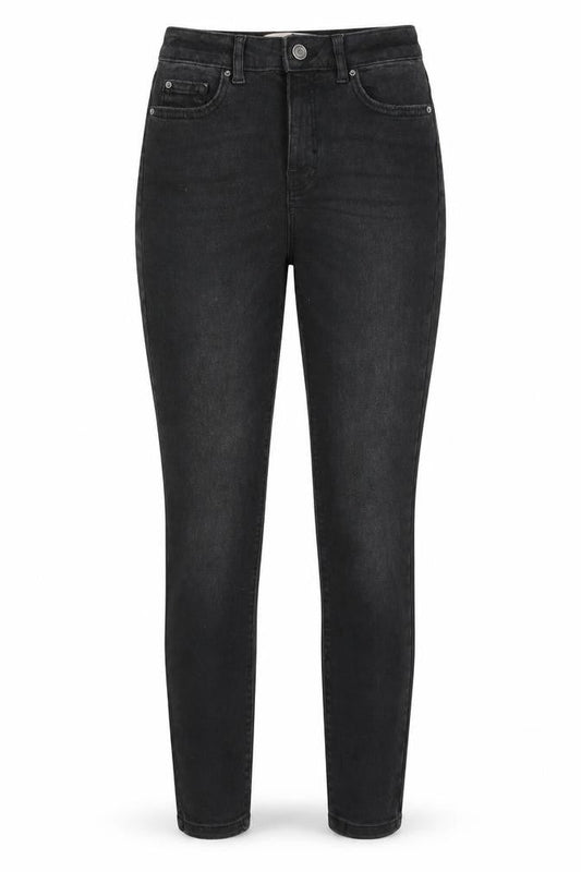 Front view of Denim Co women’s black skinny jeans, size UK 8, 25.5-inch leg