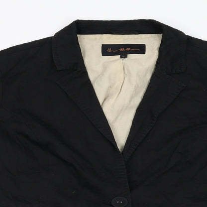 Close-up detail of Evie Collection women’s black jacket blazer, size UK 14