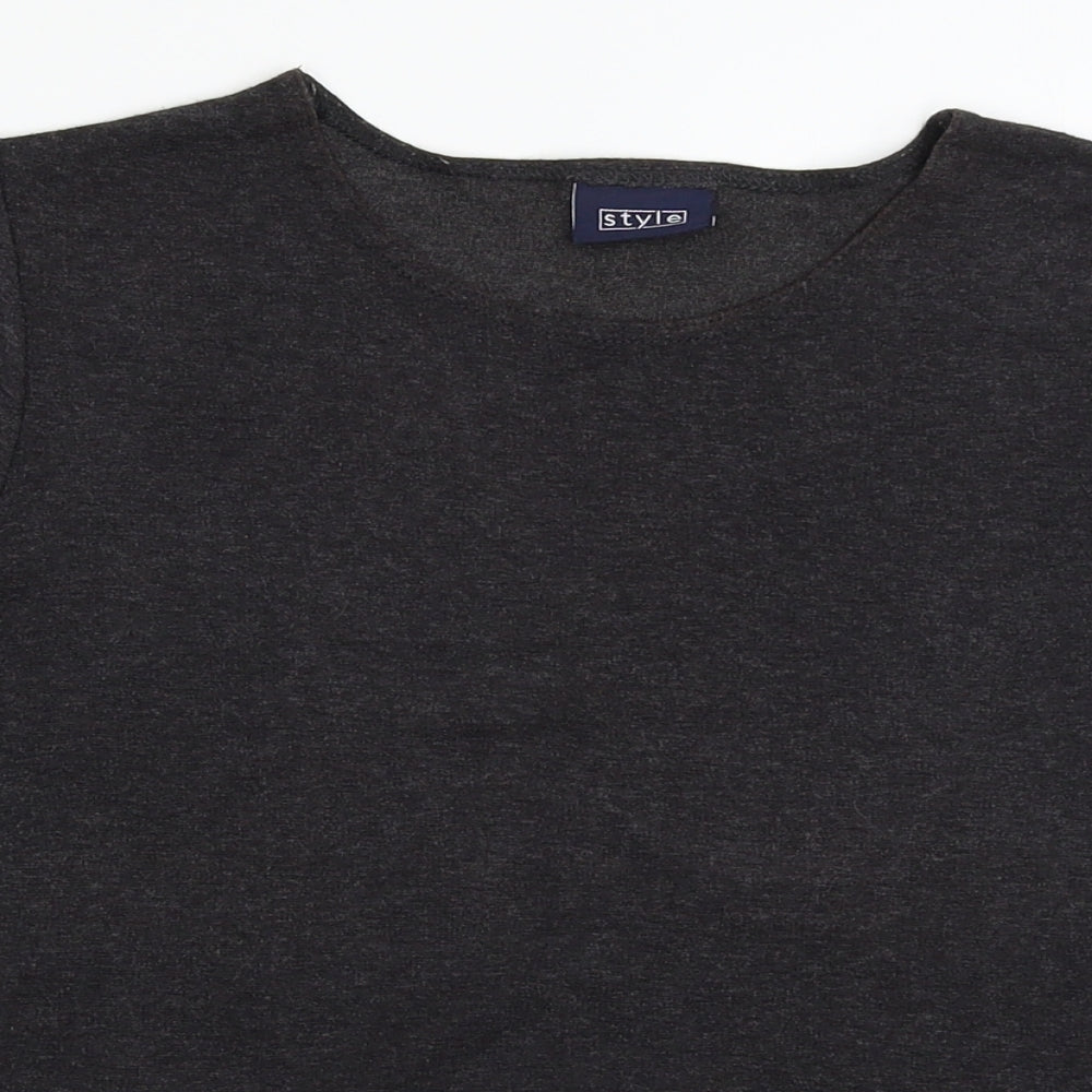Style Womens Grey   Basic T-Shirt Size 10