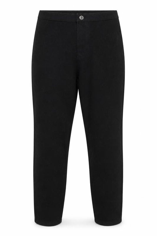 Front view of Denim & Co. women’s black denim skinny jeans, size UK 14, 28-inch leg