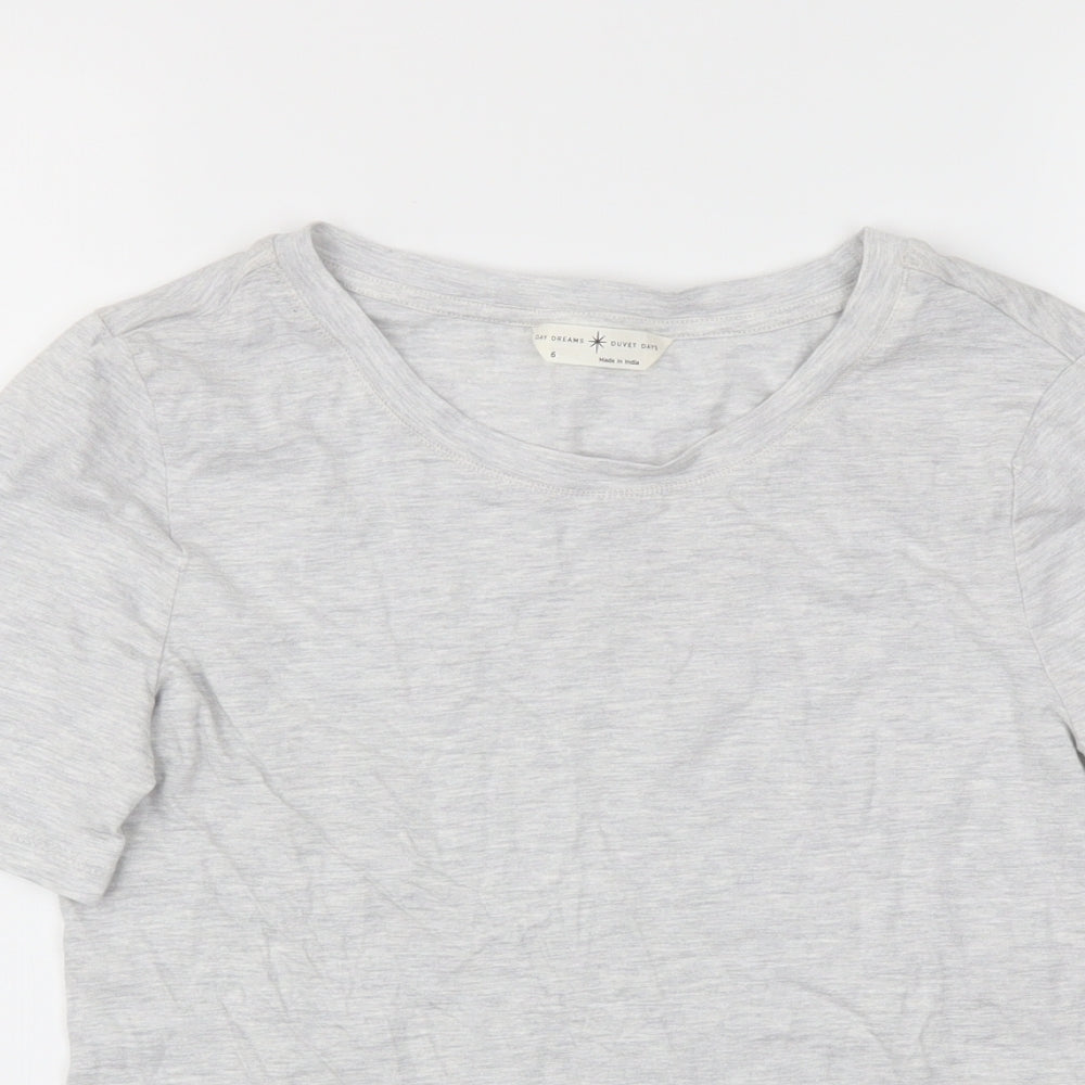 Day dreams  Womens Grey   Basic T-Shirt Size 6