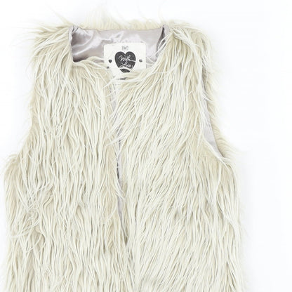 Close-up detail of F&F girls’ beige colourblock basic jacket waistcoat, size 7, years