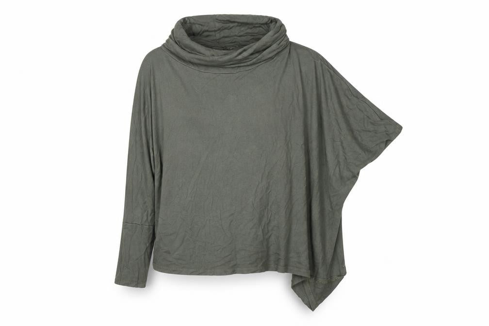 A&G Womens Green   Basic Blouse Size M  - one sleeve