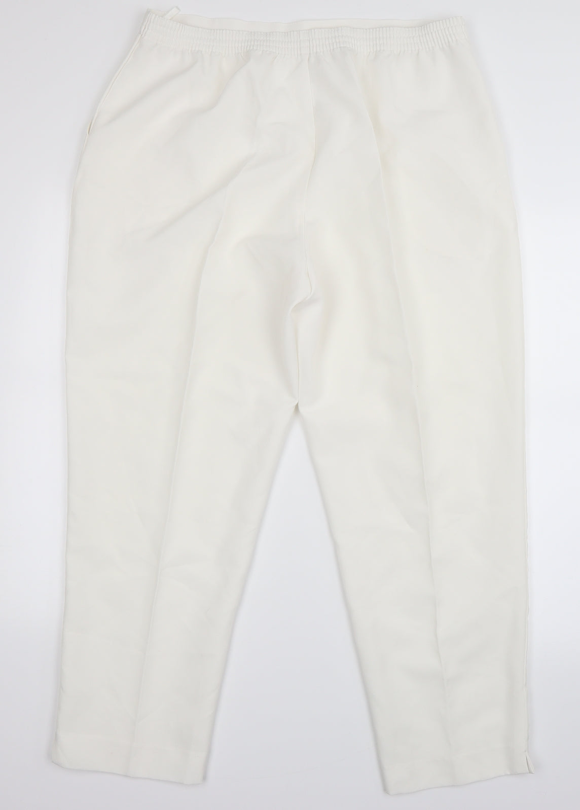 Preworn Womens White   Trousers  Size 20 L27 in