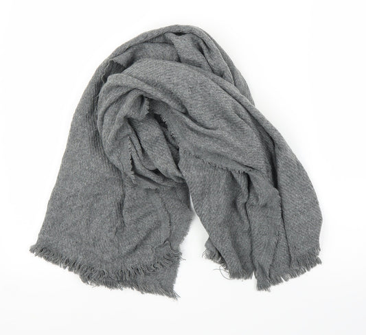 Preworn Unisex Grey    Shawl/Wrap