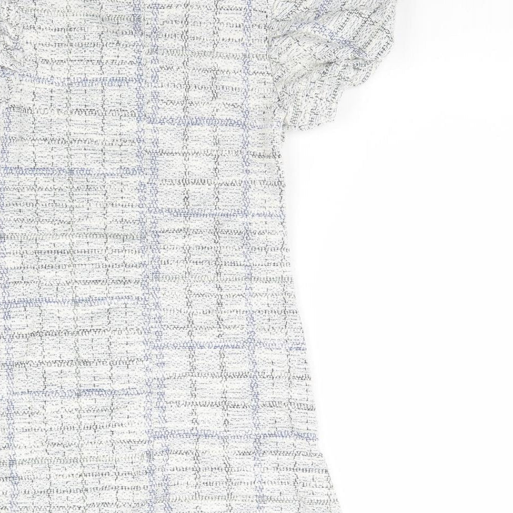 Preworn Girls White Check  Shift  Size 6 Years
