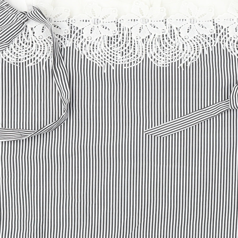 Preworn  Womens White Striped  Basic Blouse Size 2XL