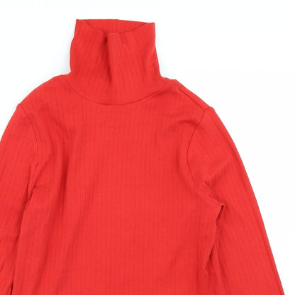 Close-up detail of Marks & Spencer girls’ red basic t-shirt, size 10-11, years - ribbed