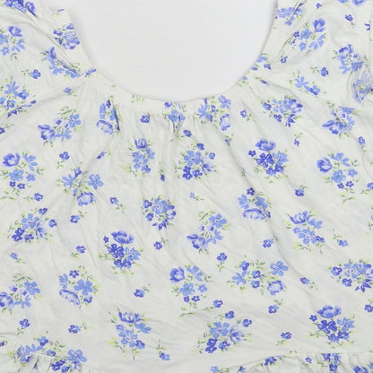 Preloved Boohoo Womens White Floral  Basic T-Shirt Size 8 - Label