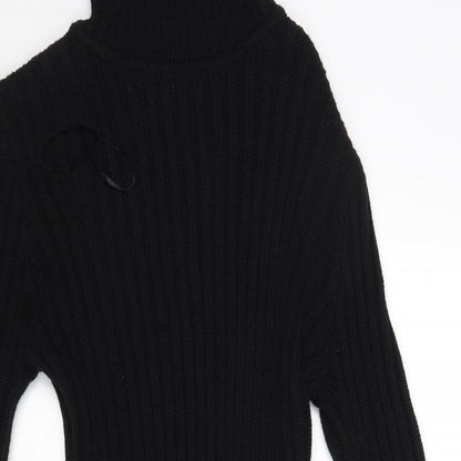 Close-up detail of In the Style women’s black jumper, size M