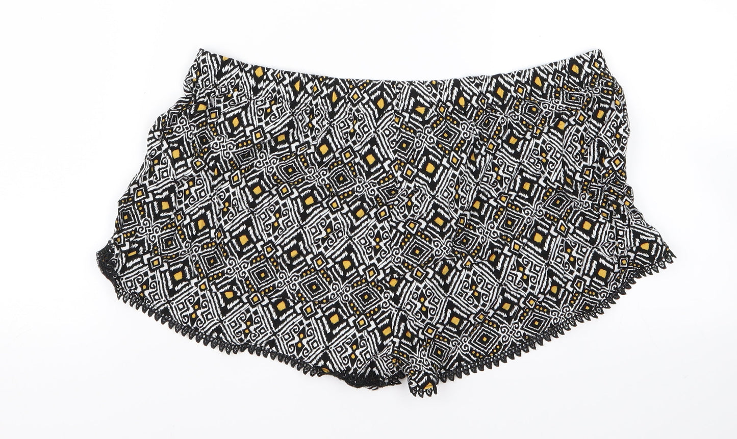 Preworn Womens Black Geometric Ramie Hot Pants Shorts Size 8