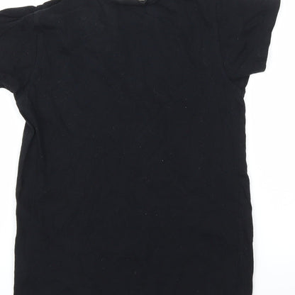 Brand and care label for FRIENDS girls’ black basic t-shirt, size 7-8, years