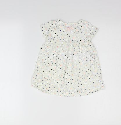 Back view of F&F girls’ white geometric basic t-shirt, size 12-18, months