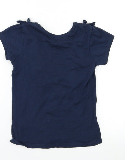 Back view of Primark girls’ blue basic t-shirt, size 6-7, years