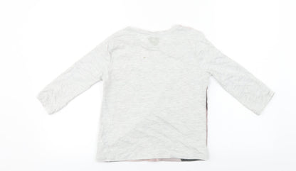 Back view of F&F girls’ grey basic t-shirt, size 9-10, years