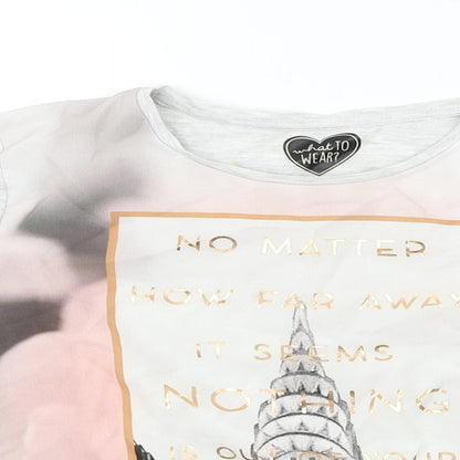 Close-up detail of F&F girls’ grey basic t-shirt, size 9-10, years