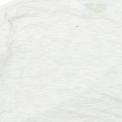 Brand and care label for F&F girls’ grey basic t-shirt, size 9-10, years
