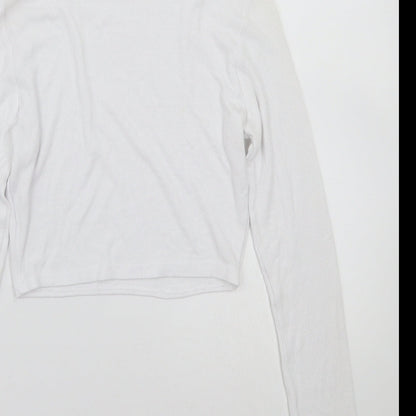 Brand and care label for Missguided women’s white basic t-shirt, size UK 8