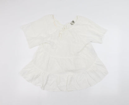 Additional front view of ASOS women’s white basic t-shirt, size UK 8