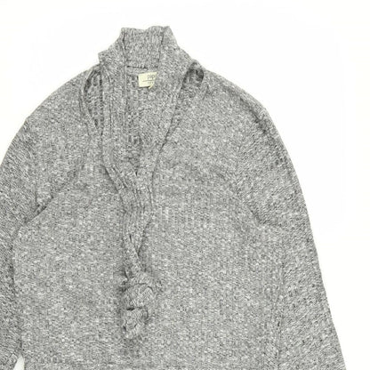 Close-up detail of Papaya women’s grey fit & flare, size L