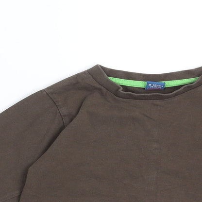 Close-up detail of TU boys’ brown basic t-shirt, size 9-12, months