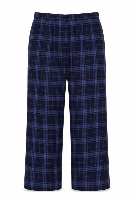 Front view of Basler woman's trousers, size 30, in.