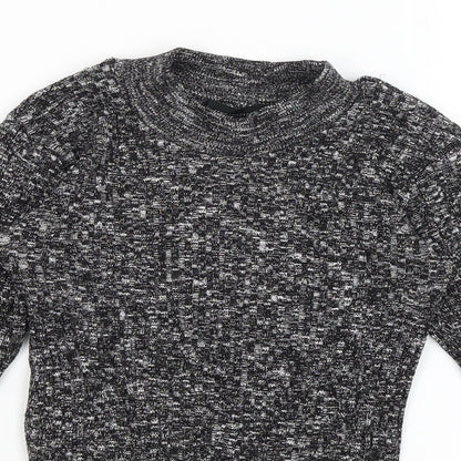 Close-up detail of Atmosphere women’s black basic t-shirt, size UK 8
