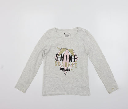 Additional front view of Primark girls’ grey basic t-shirt, size 9-10, years